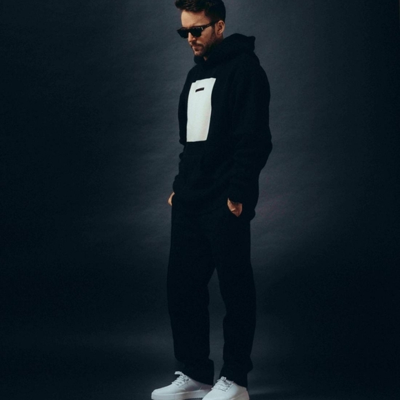 C'est Normal BRAND NEW men's knit hoodie - Picture 4 of 6